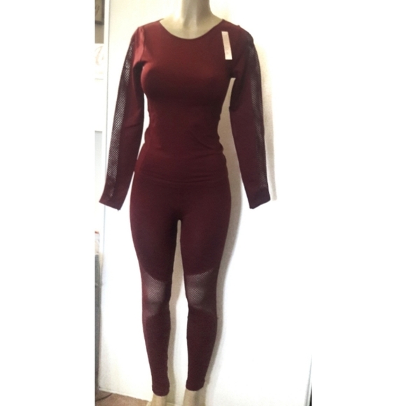 Boutique Pants - New Seamless gym yoga leggings & Top Set One size